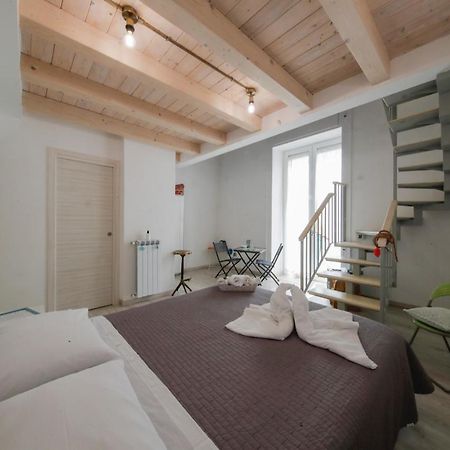 Bed And Breakfast I 7 Venti- 7 Winds Наполи Екстериор снимка